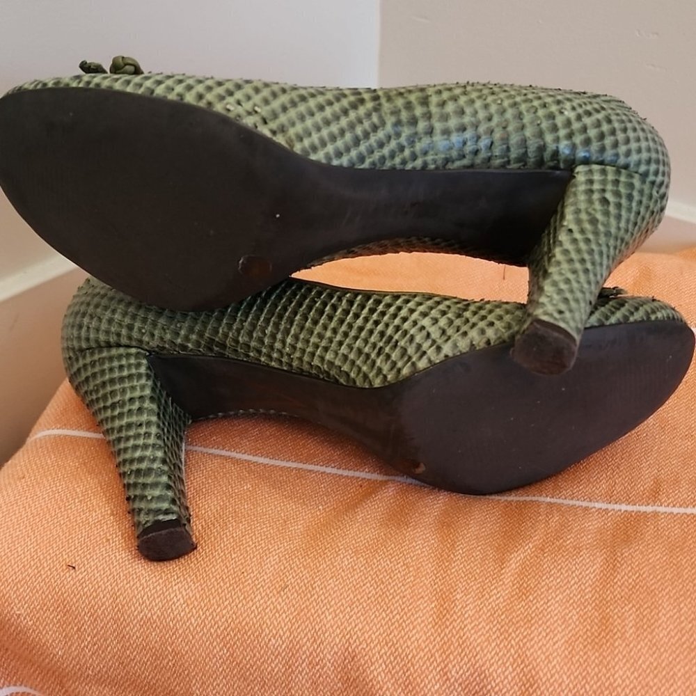 Green & Black Snakeskin Vince Camuto Women's Heels - Size 7.5 - Picture 4 of 9